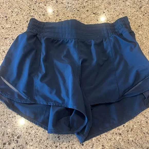 Lululemon hotty hot hi rise 2.5” shorts $30 each- WILL SELL AS SEPARATES